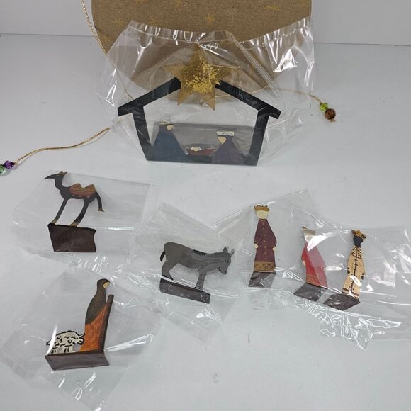 Handcrafted Metal Nativity Scene Set With Box Thin Sheet Metal Christmas Decor - Picture 8 of 11